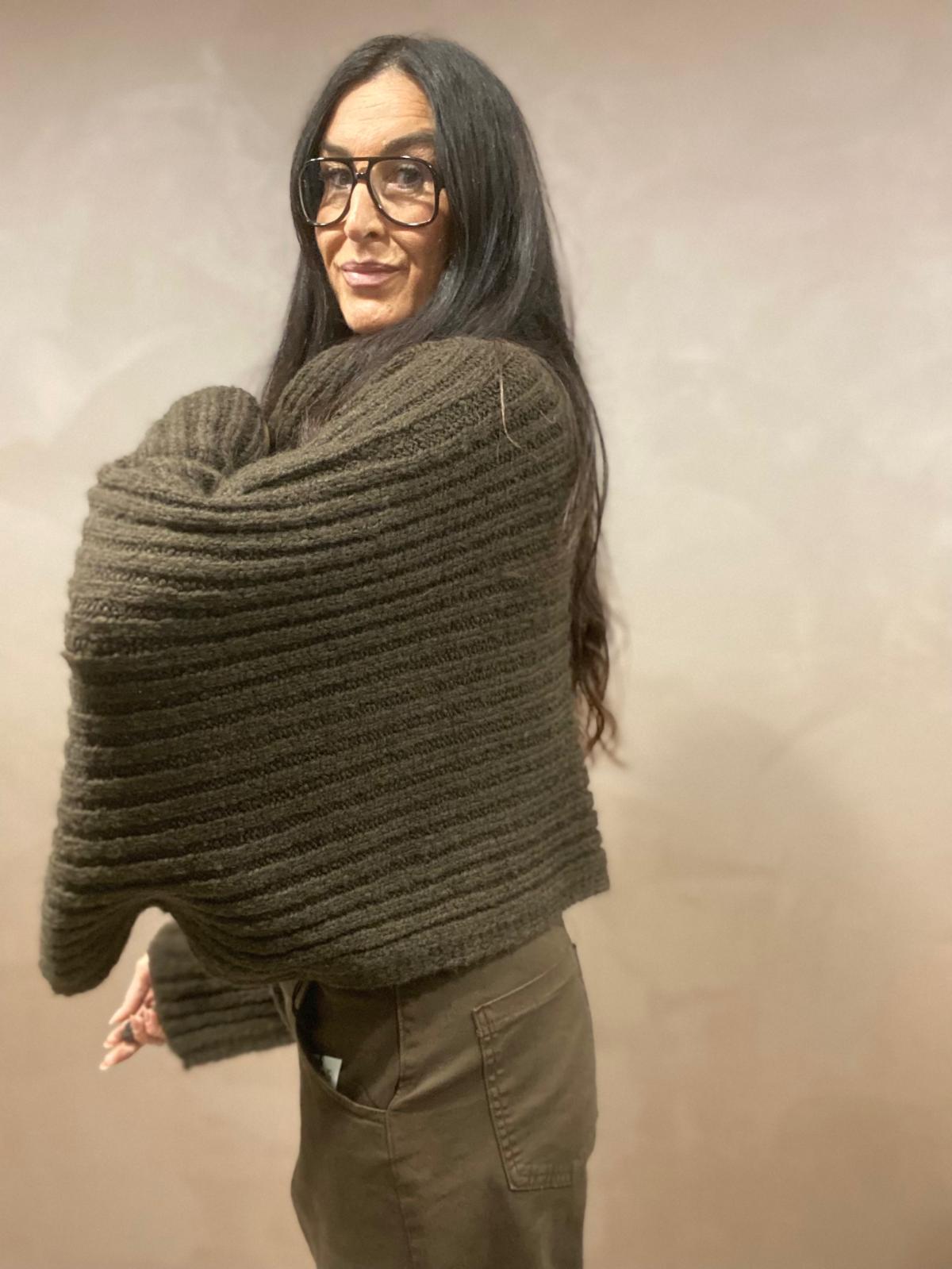 Poncho Mocha Luxe