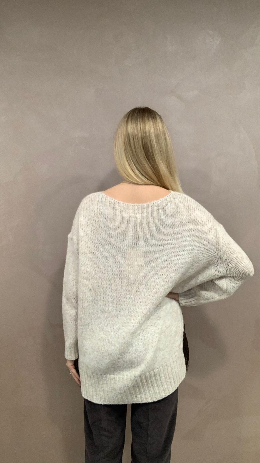 Pullover Layering Chic