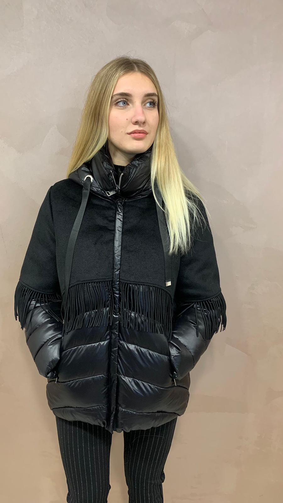 Piumino Black Tassel